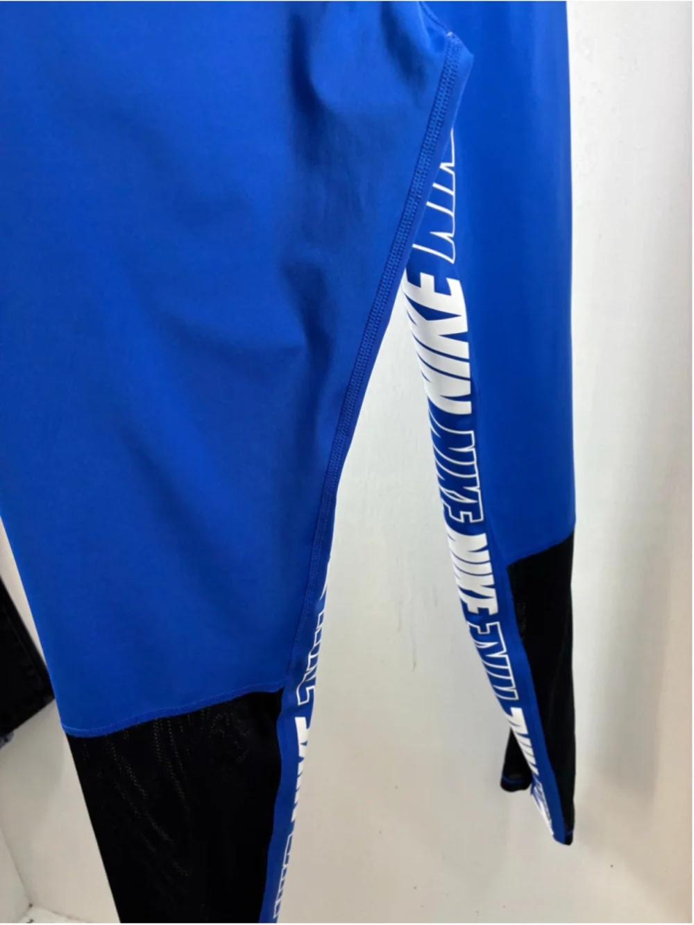Nike Pro Leggings Mesh Detail in Blue and Black Size XL